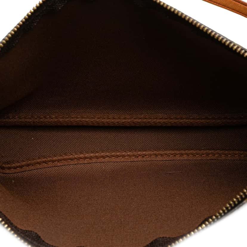 Louis Vuitton Monogram Pochette Accessoires Brown Canvas Good condition - Model View