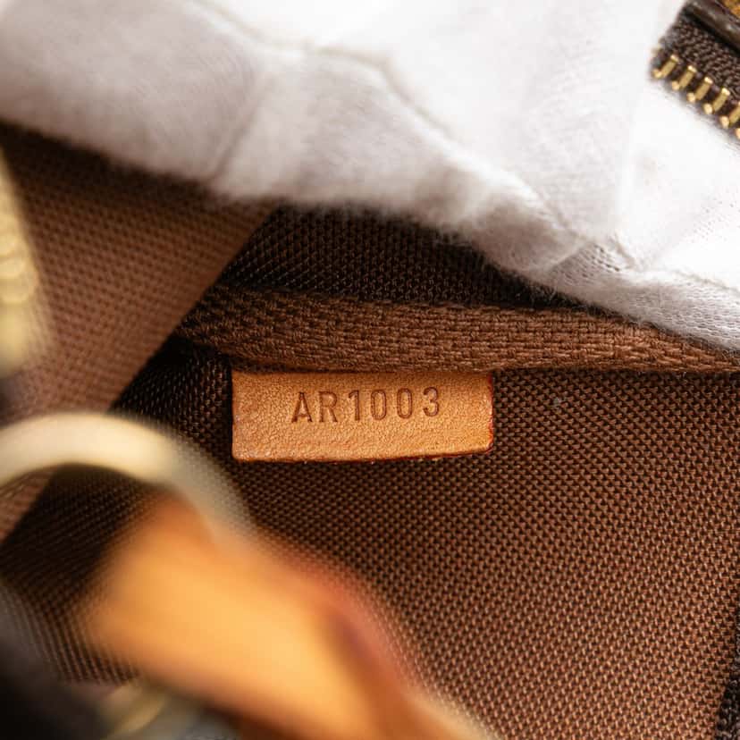 Louis Vuitton Monogram Pochette Accessoires Brown Canvas Good condition - Box View