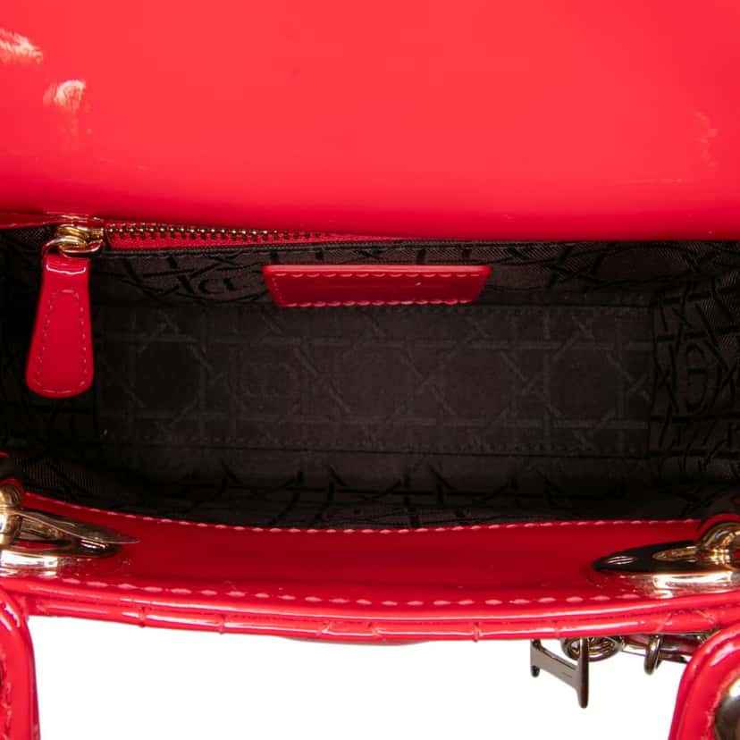 Dior Mini Patent Cannage Lady Dior Red Leather Good condition - Model View