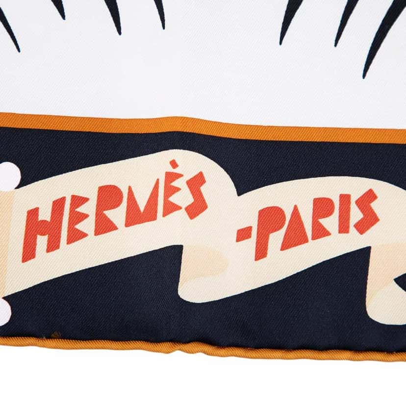 Hermès Parade En Fanfare Silk Scarf Brown Silk Very good condition - Inside View