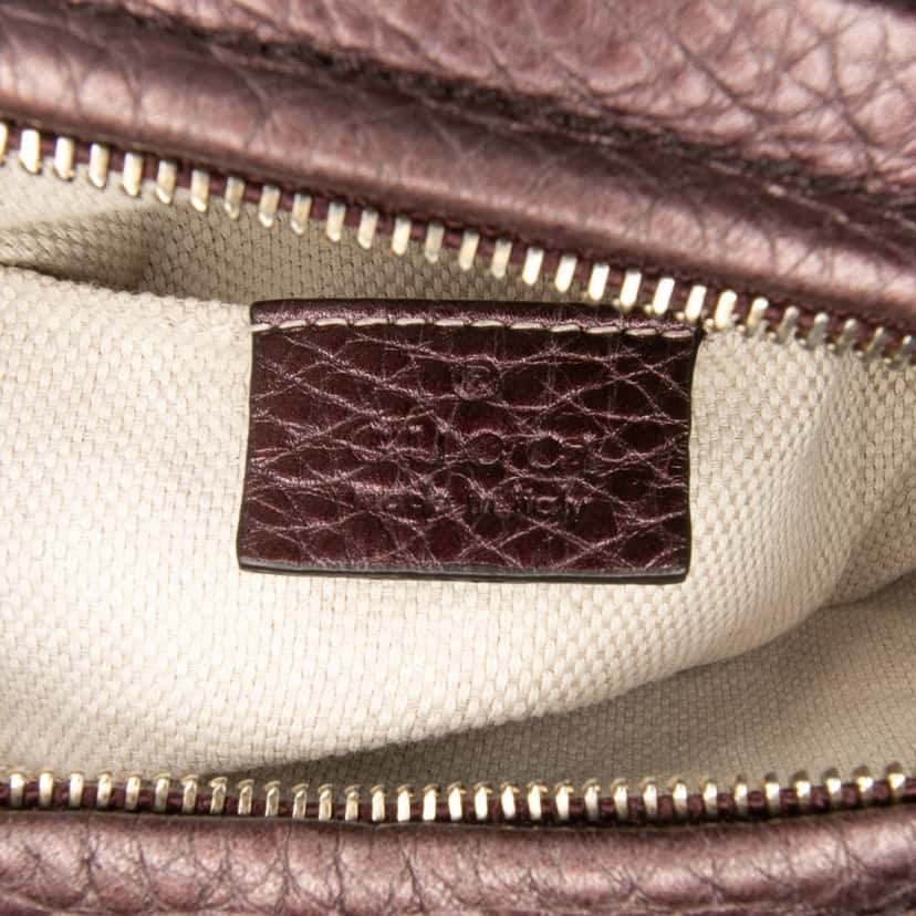 Gucci Mini Metallic Pebbled Calfskin Soho Chain Crossbody Purple Leather Good condition - Box View