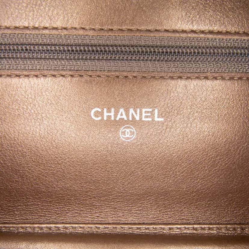 Chanel CC Metallic Caviar Wallet On Chain Brown Leather Good condition - Box View