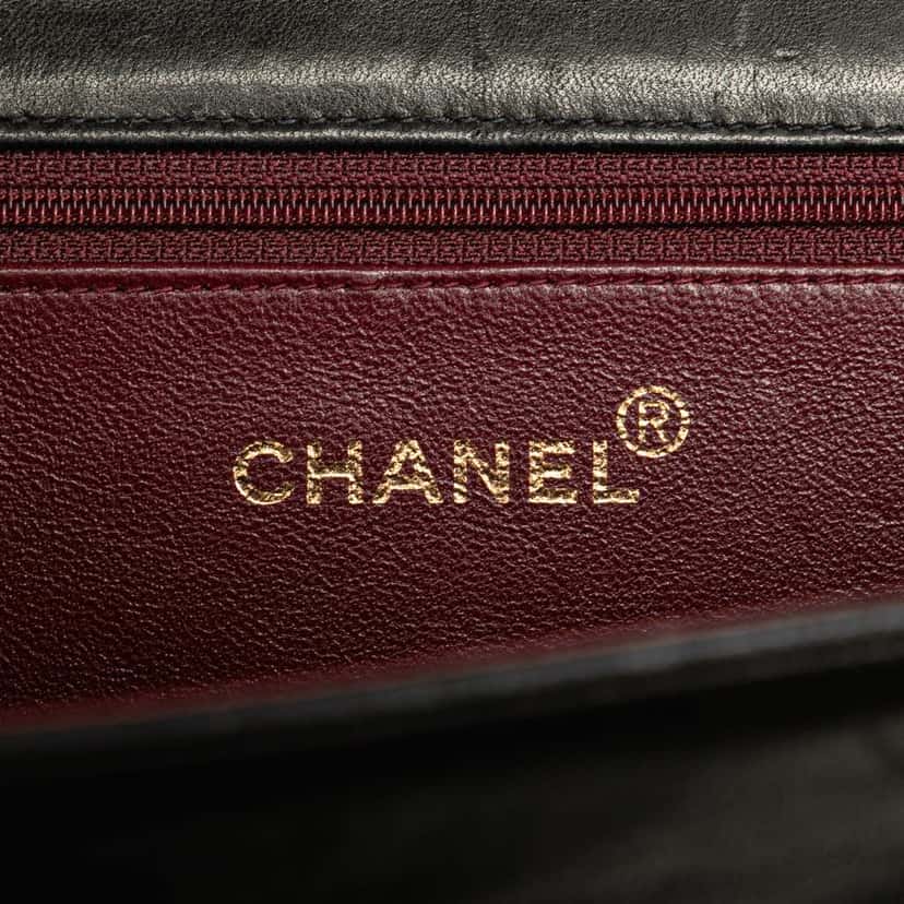 Chanel CC Quilted Lambskin Full Single Flap Black Leather Good condition - Box View