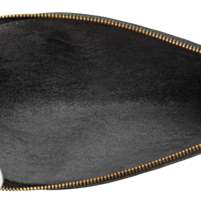 Louis Vuitton Epi Pochette Accessoires Black Leather Good condition - Model View