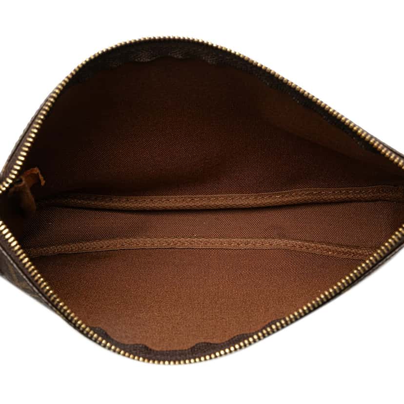 Louis Vuitton Monogram Pochette Accessoires Brown Canvas Good condition - Model View