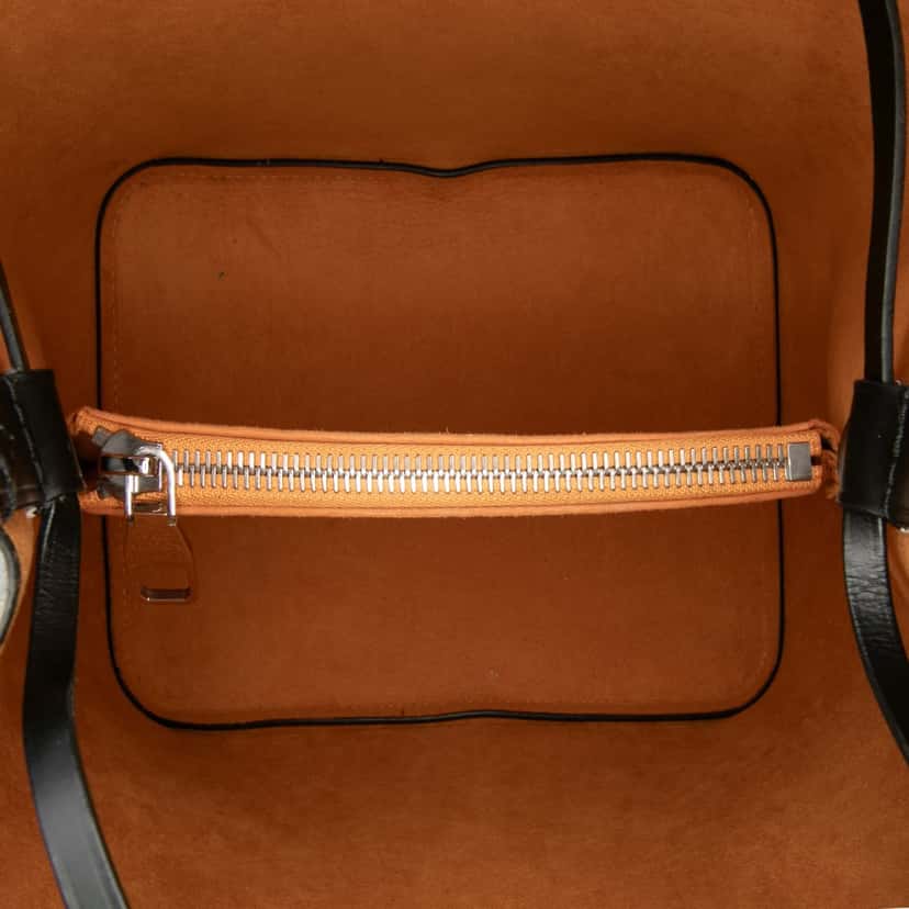 Louis Vuitton Epi NeoNoe MM White Leather Good condition - Model View