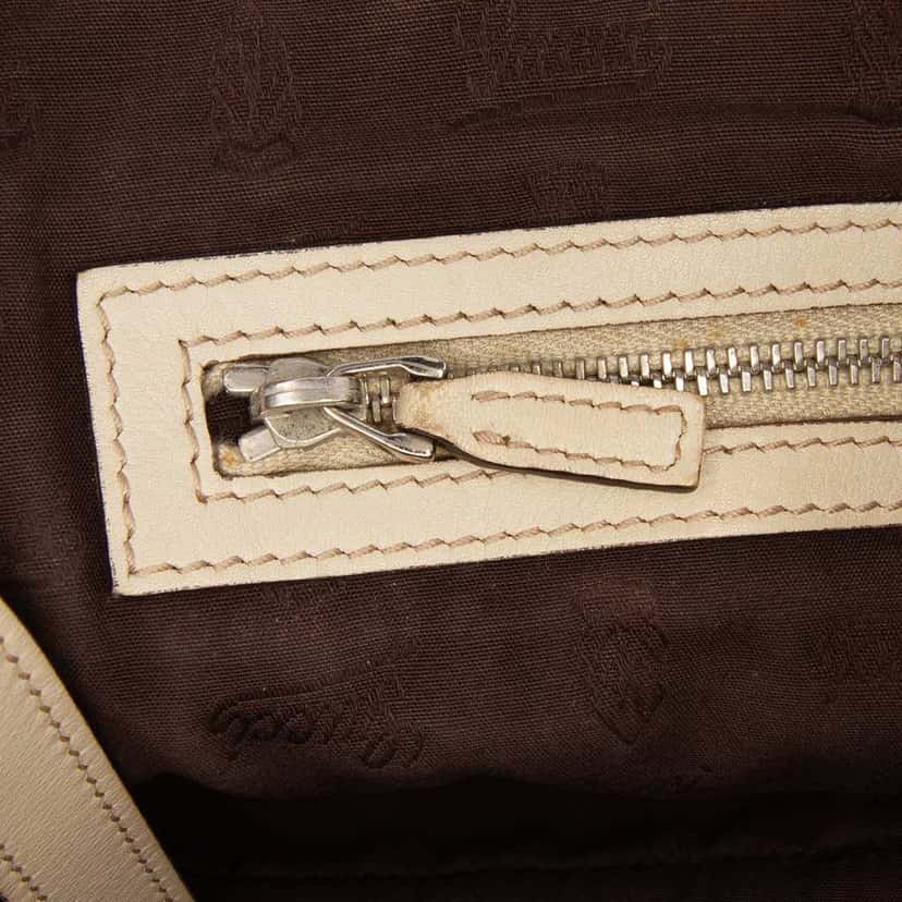 Gucci Guccissima Twins Shoulder Bag White Leather Good condition - Box View