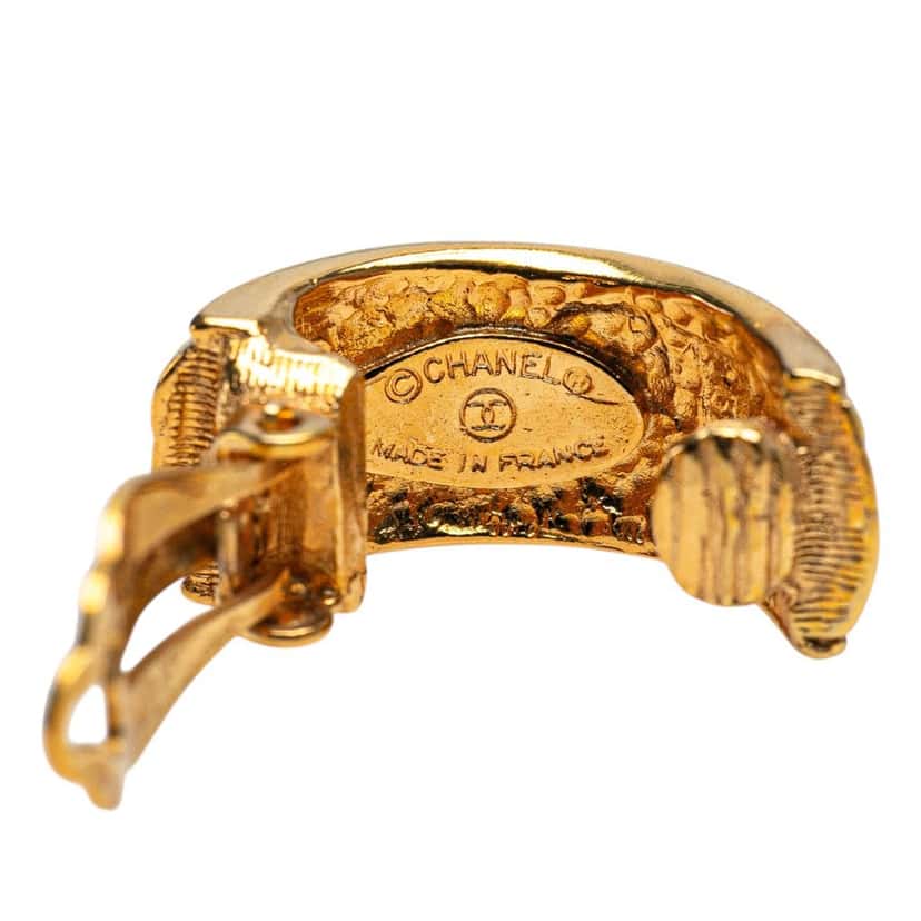 Chanel Gold Plated Quilted Dangle Hoop Clip On Earrings Gold Metal Good condition - Inside View