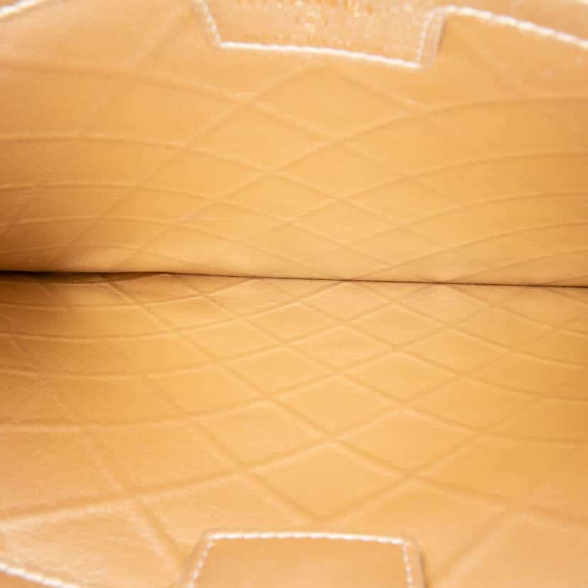 Chanel CC Stitched Lambskin Clutch Red Leather Good condition - Model View