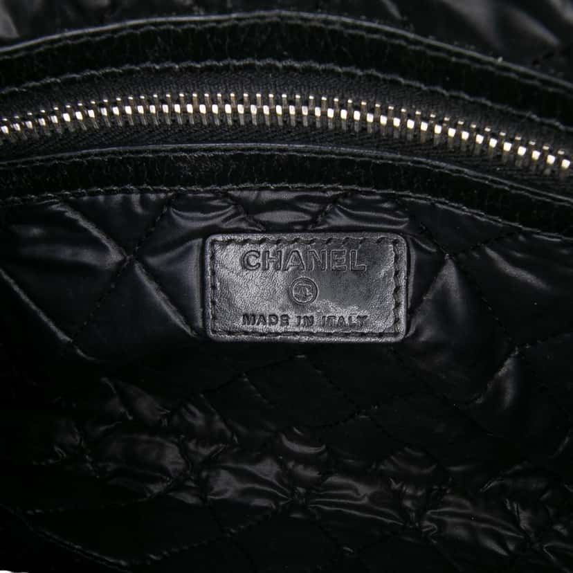 Chanel Lambskin Votez Coco Clutch Black Leather Very good condition - Box View