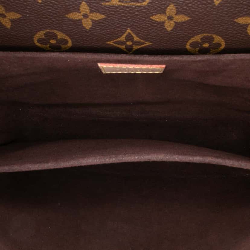 Louis Vuitton Monogram Pochette Metis Brown Canvas Fair condition - Model View