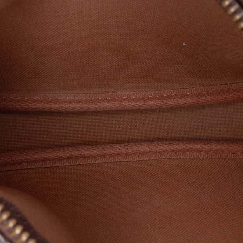 Louis Vuitton Monogram Mini Pochette Accessoires Brown Canvas Good condition - Model View