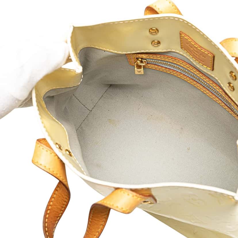 Louis Vuitton Monogram Vernis Reade PM White Leather Good condition - Model View
