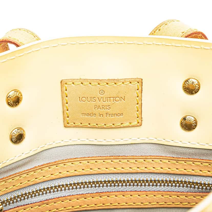 Louis Vuitton Monogram Vernis Reade PM White Leather Good condition - Box View