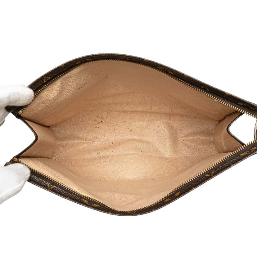 Louis Vuitton Monogram Toiletry Pouch 26 Brown Canvas Good condition - Model View