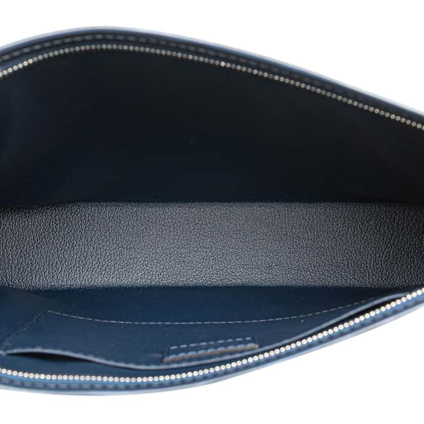 Louis Vuitton Epi Toiletry Pouch 26 Blue Leather Good condition - Model View