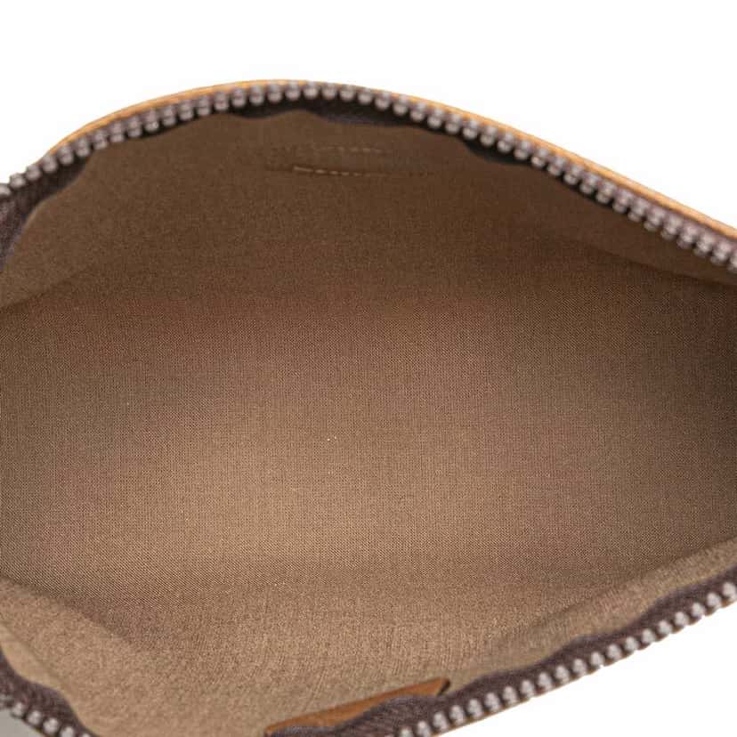 Gucci GG Supreme Plus Clutch Brown Canvas Good condition - Model View