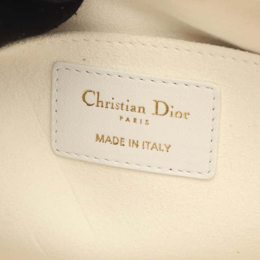Dior Medium Lambskin Cannage Dior Vibe Hobo White Leather Good condition - Box View