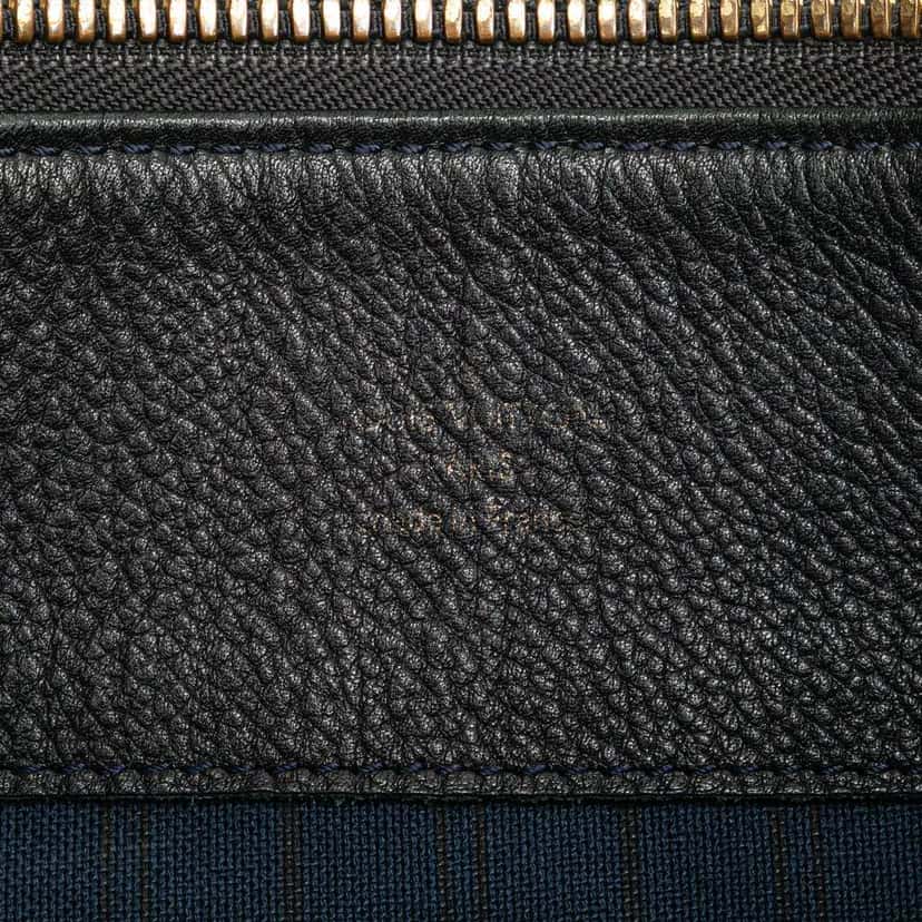 Louis Vuitton Monogram Empreinte Audacieuse GM Blue Leather Good condition - Box View