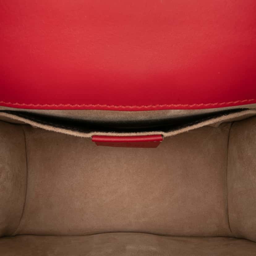 Gucci Mini Leather Sylvie Chain Crossbody Red Leather Good condition - Model View