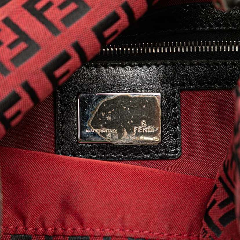 Fendi Zucca Canvas Double Flap Mamma Red Canvas Very good condition - Box View
