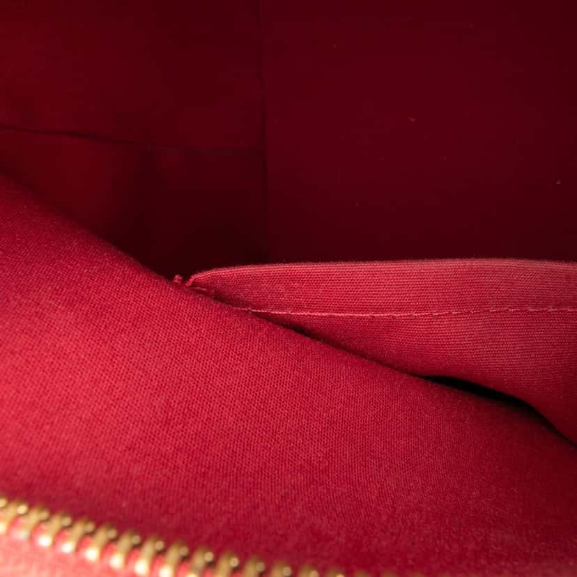 Louis Vuitton Monogram Vernis Bellevue PM Red Leather Good condition - Box View