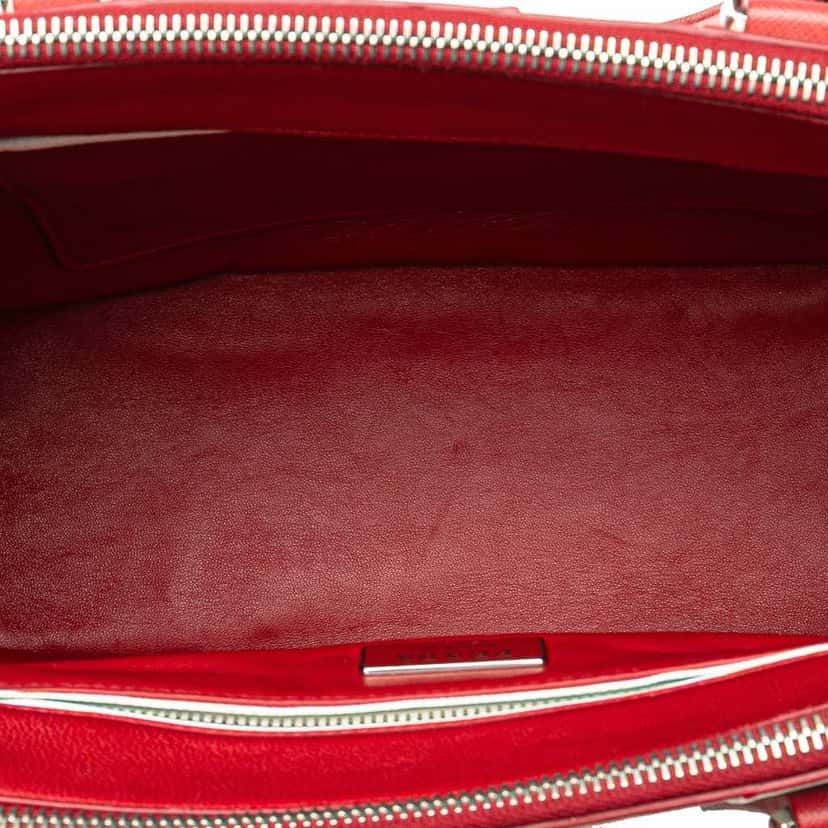 Prada Small Bicolor Saffiano Galleria Double Zip Satchel Red Leather Very good condition - Model View