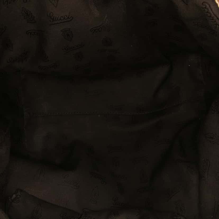 Gucci Medium GG Canvas GG Charm Tote Brown Canvas Good condition - Model View