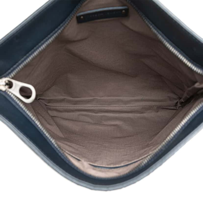 Bottega Veneta Nappa Intrecciato VN Crossbody Blue Leather Good condition - Model View