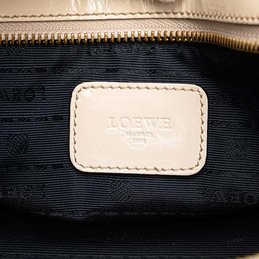 Loewe Patent Amazona 28 Handbag Brown Leather Good condition - Box View