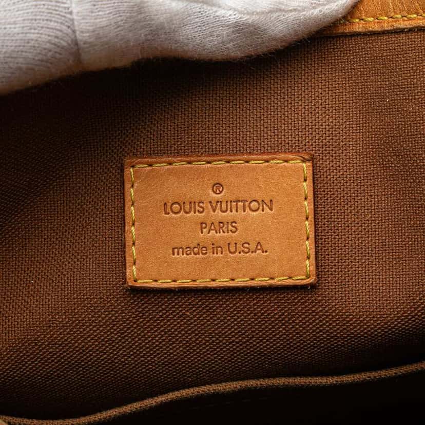 Louis Vuitton Monogram Batignolles Vertical PM Brown Canvas Good condition - Box View
