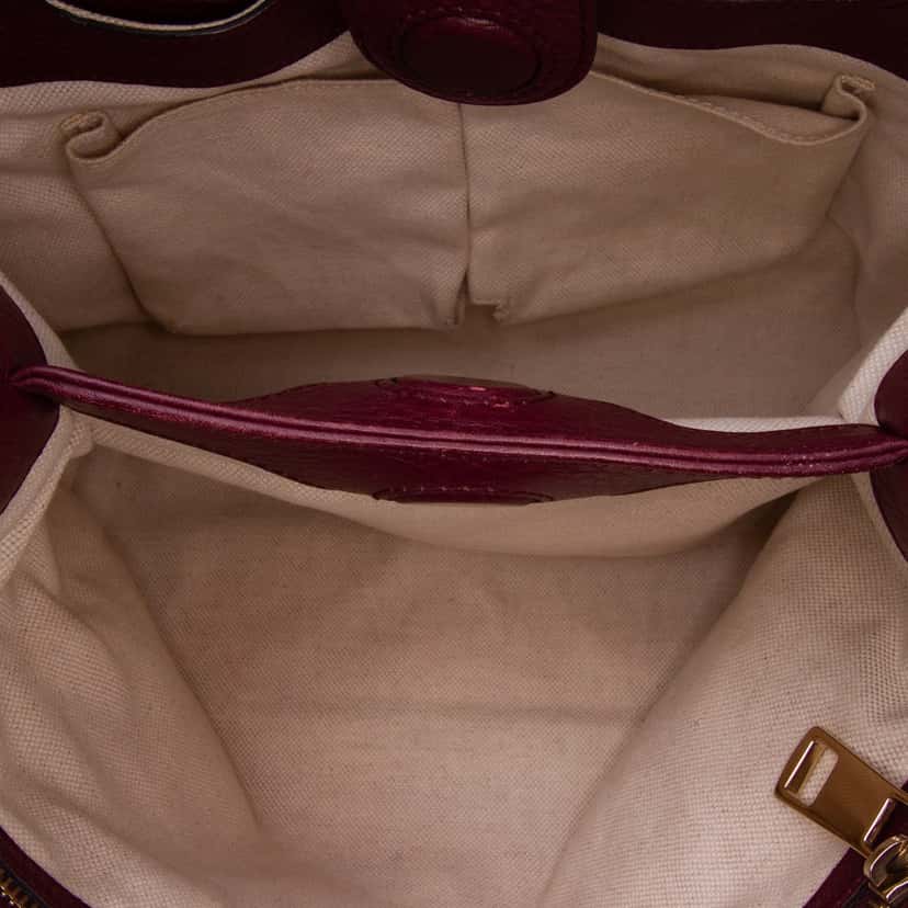 Gucci Small Calfskin Bamboo Shopper Satchel Purple Leather Good condition - Model View