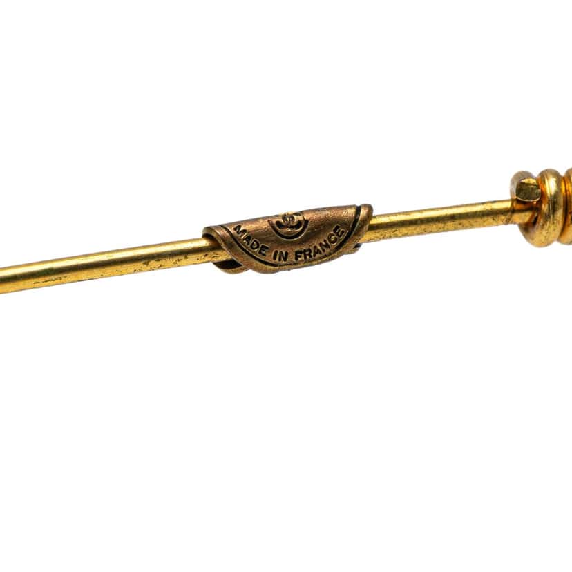 Chanel Gold Plated CC Safety Pin Brooch Gold Metal Good condition - Model View