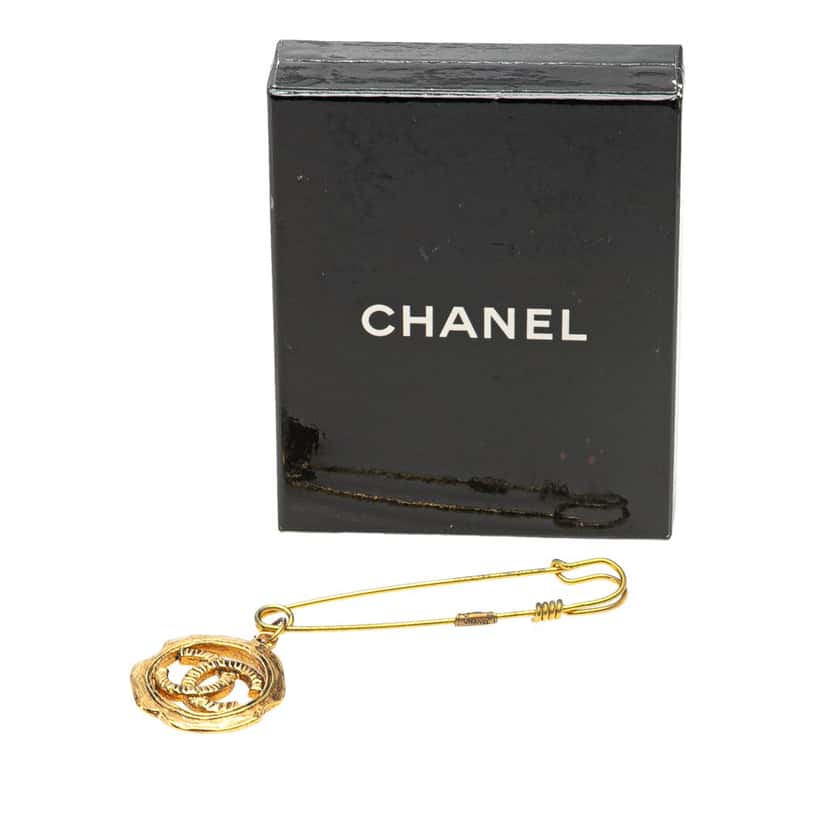 Chanel Gold Plated CC Safety Pin Brooch Gold Metal Good condition - Box View