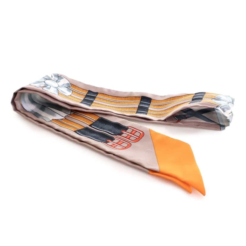 Hermès Jumping Ribbon Silk Twilly Scarf Pink Silk Good condition - Front View