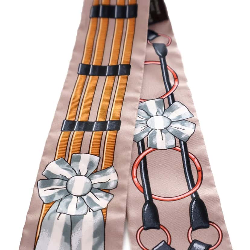 Hermès Jumping Ribbon Silk Twilly Scarf Pink Silk Good condition - Box View