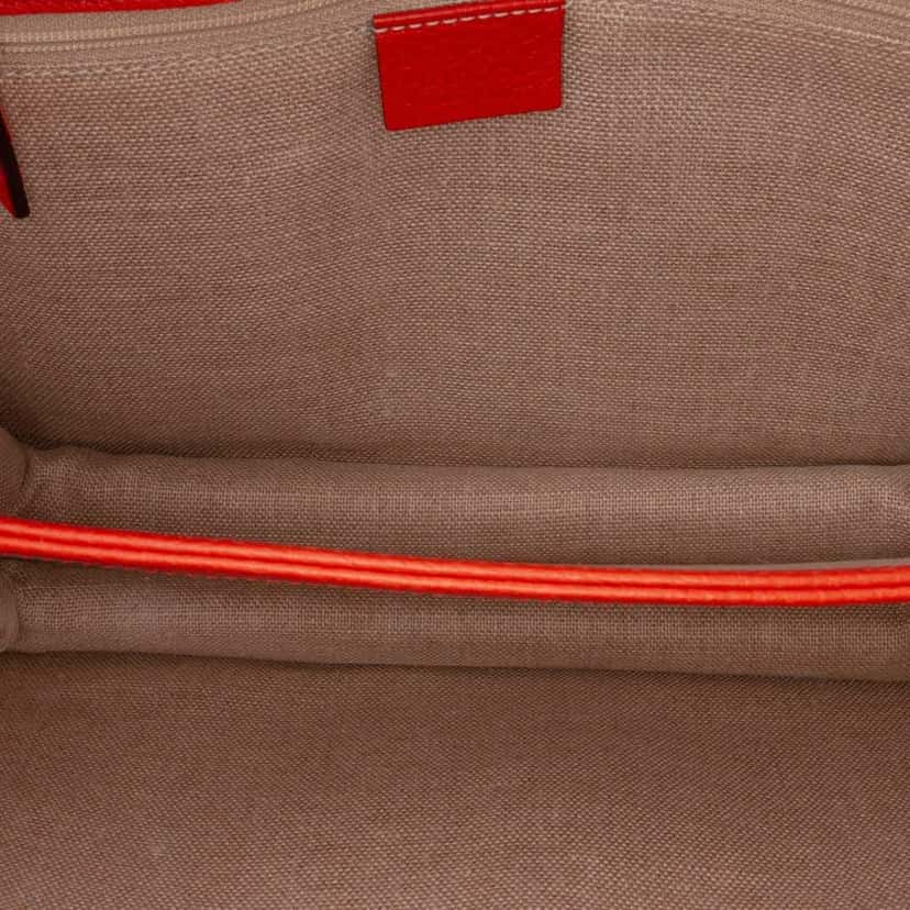 Gucci Medium Dollar Calfskin Interlocking G Crossbody Orange Leather Good condition - Model View