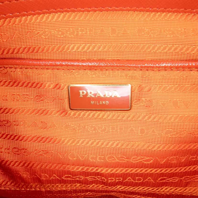 Prada Medium Saffiano Vernice Galleria Double Zip Satchel Red Leather Good condition - Box View