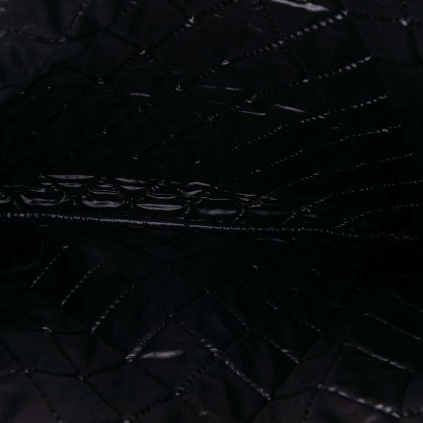 Chanel Medium Printed Lambskin Cuba La Habana O Case Clutch Black Leather Good condition - Model View