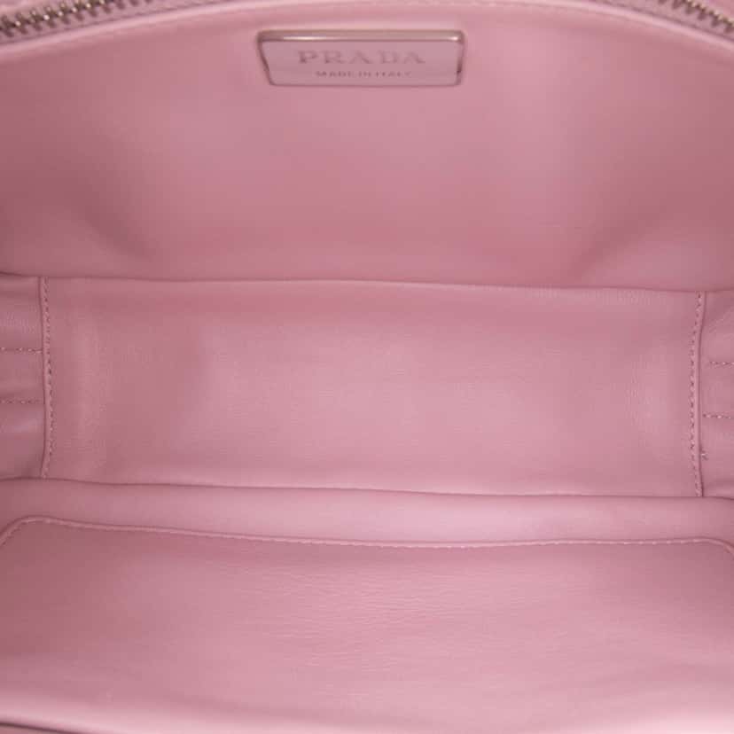 Prada Medium Nappa Antique Re-Edition 2001 Satchel Pink Leather Good condition - Model View