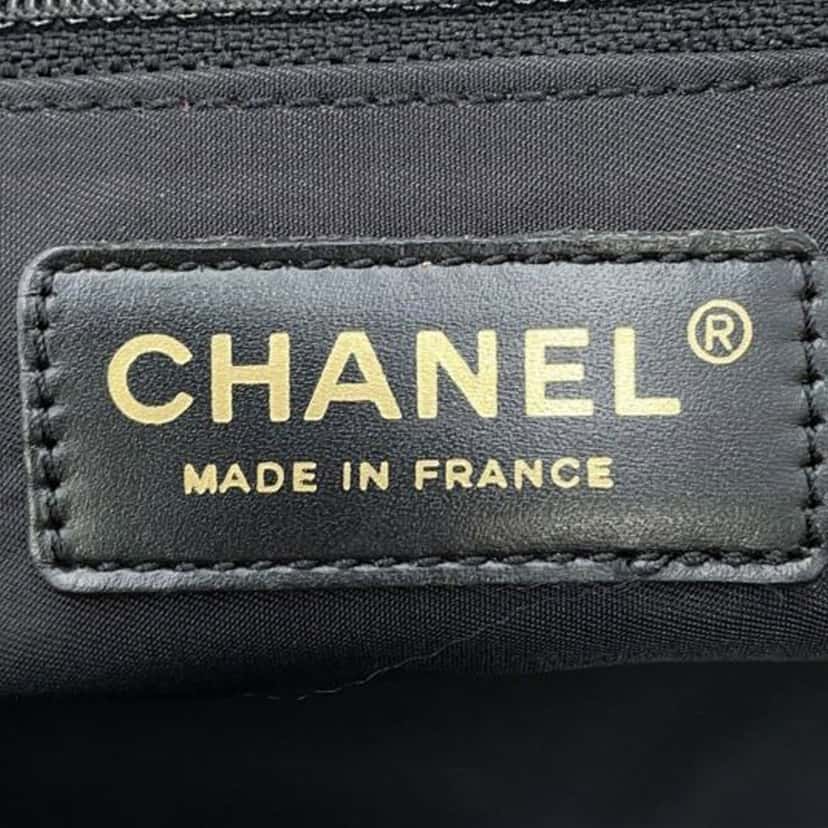 Chanel New Travel Line Nylon Tote Black Good condition - Box View