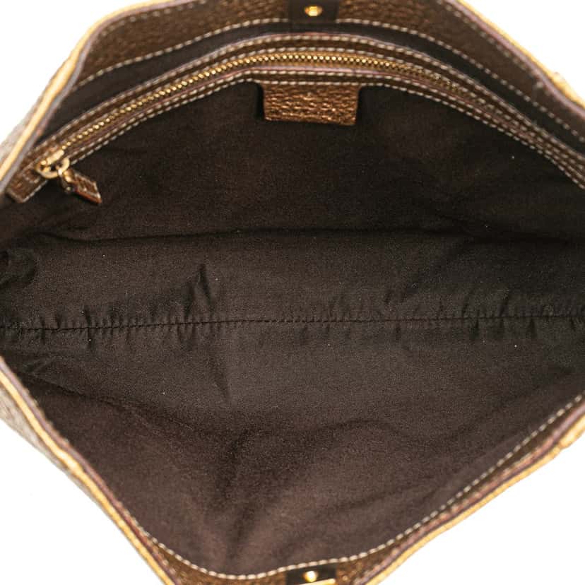 Gucci Grained Calfskin Hasler Hobo Gold Leather Good condition - Model View