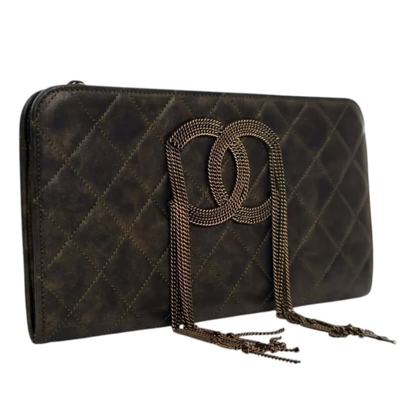 Chanel Metallic Lambskin CC Chain Fringe Clutch Black Leather Good condition - Back View
