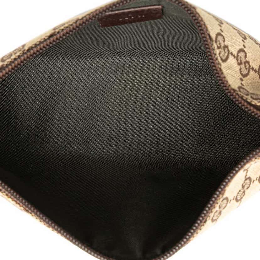Gucci GG Canvas Pouch Brown Canvas Good condition - Model View