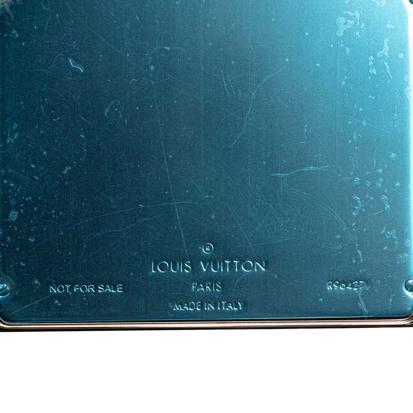 Louis Vuitton Metal Taurillon Monogram Card Holder Silver Metal Very good condition - Box View
