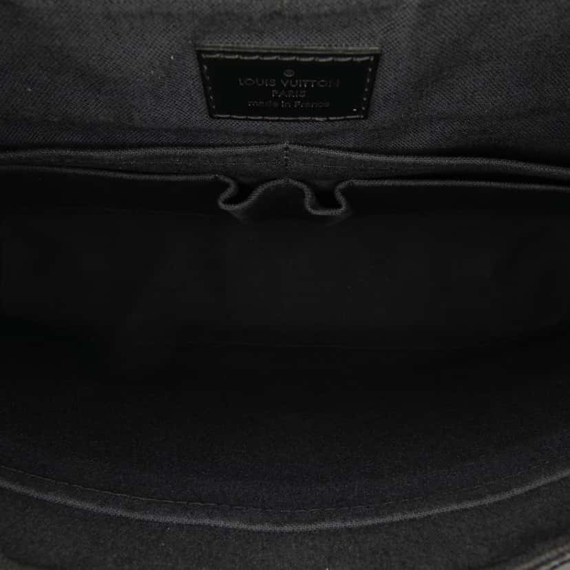 Louis Vuitton Damier Graphite District MM Black Canvas Good condition - Model View