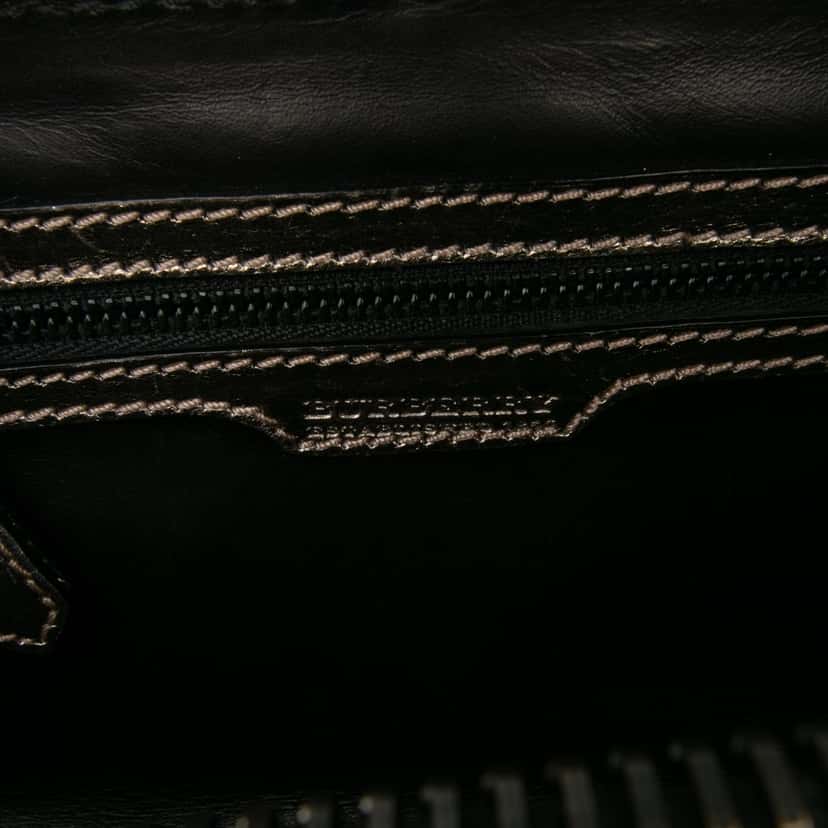 Burberry Metallic Leather Clutch Gold Leather Good condition - Box View