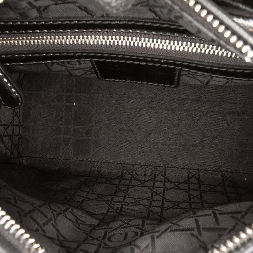 Dior Medium Patent Cannage Lady Dior Black Leather Good condition - Model View