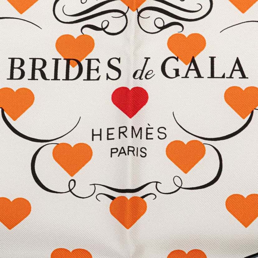 Hermès Brides de Gala Love Silk Scarf White Silk Good condition - Model View