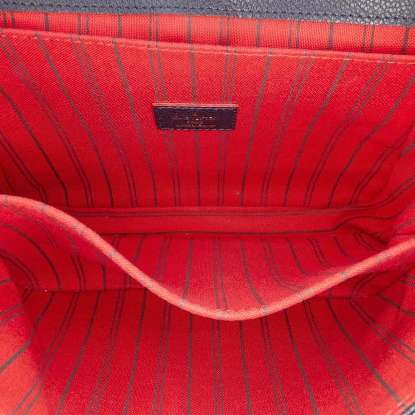 Louis Vuitton Monogram Empreinte Pochette Metis Blue Leather Good condition - Model View